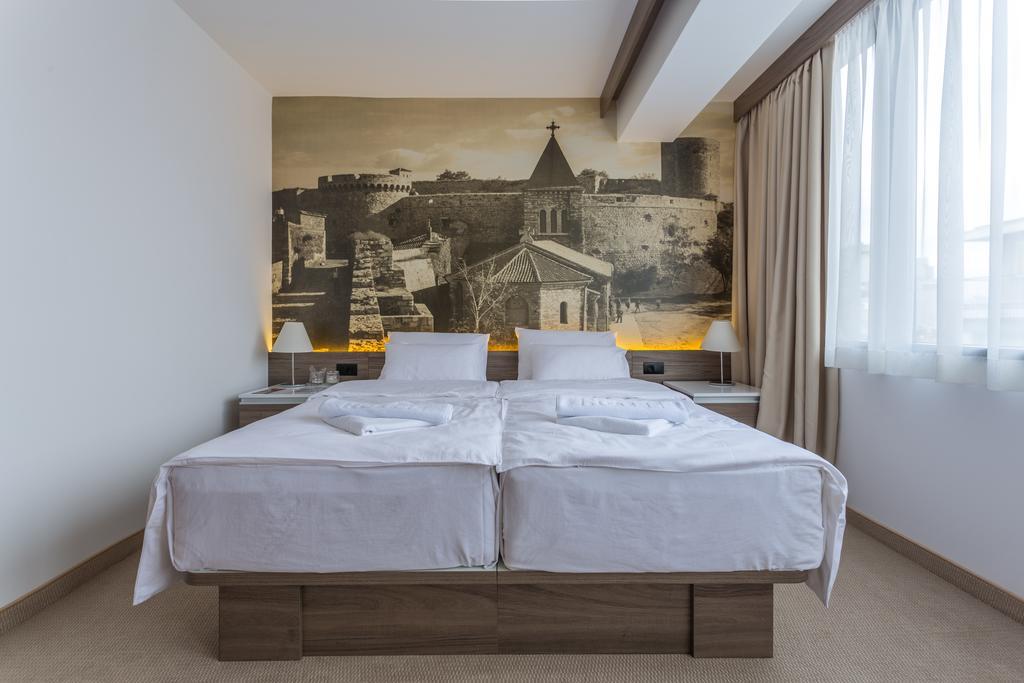 Hotel Royal Inn Белград Екстер'єр фото