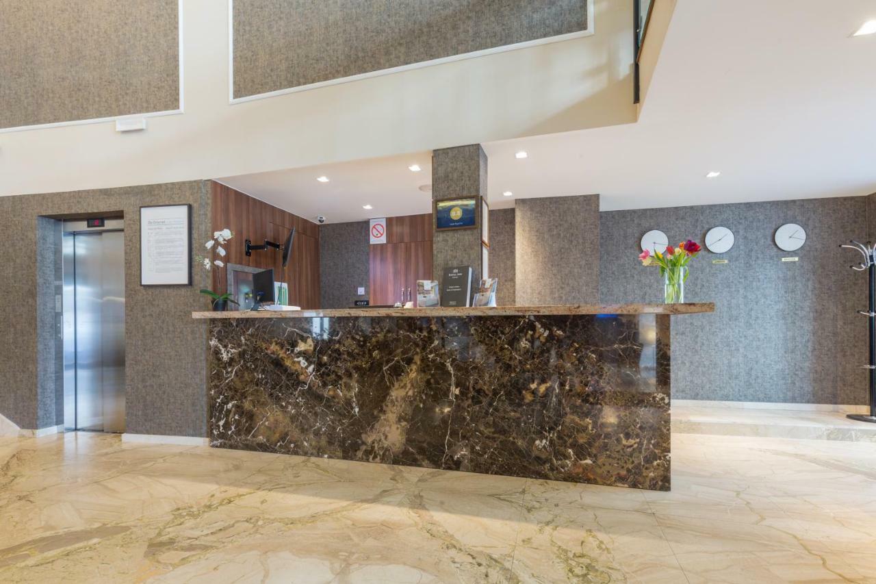 Hotel Royal Inn Белград Екстер'єр фото